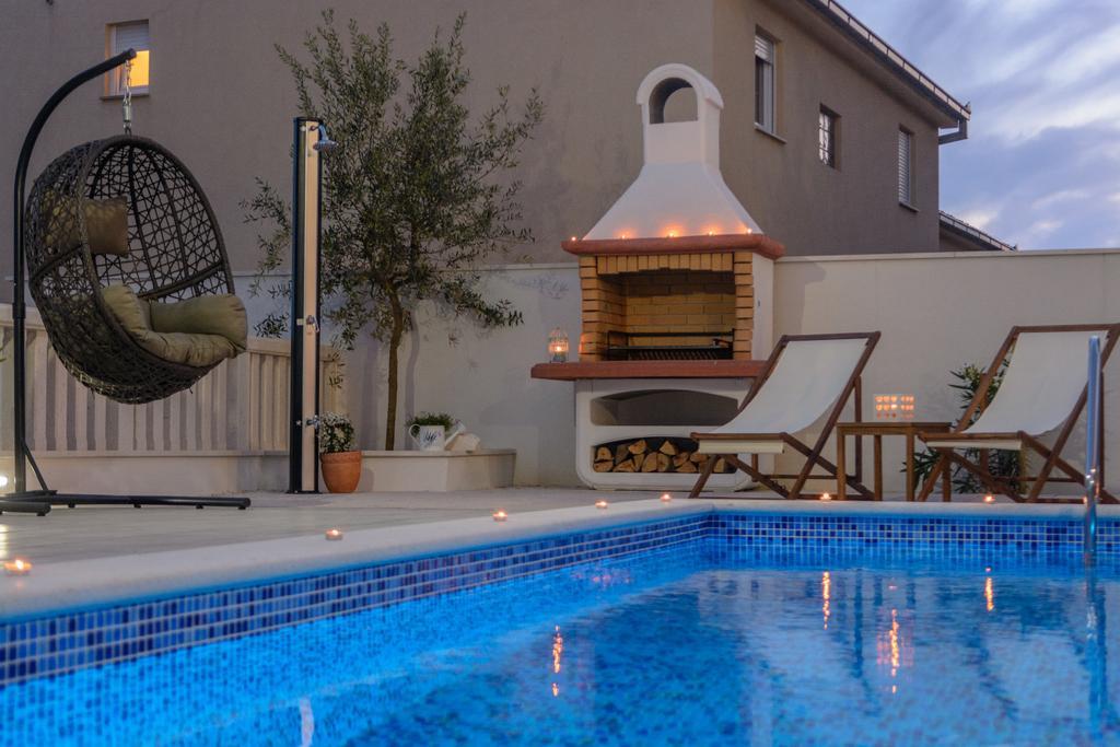 Apartments Villa Atlantis 特罗吉尔 外观 照片