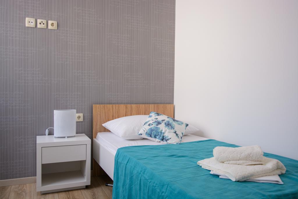 Apartments Villa Atlantis 特罗吉尔 外观 照片