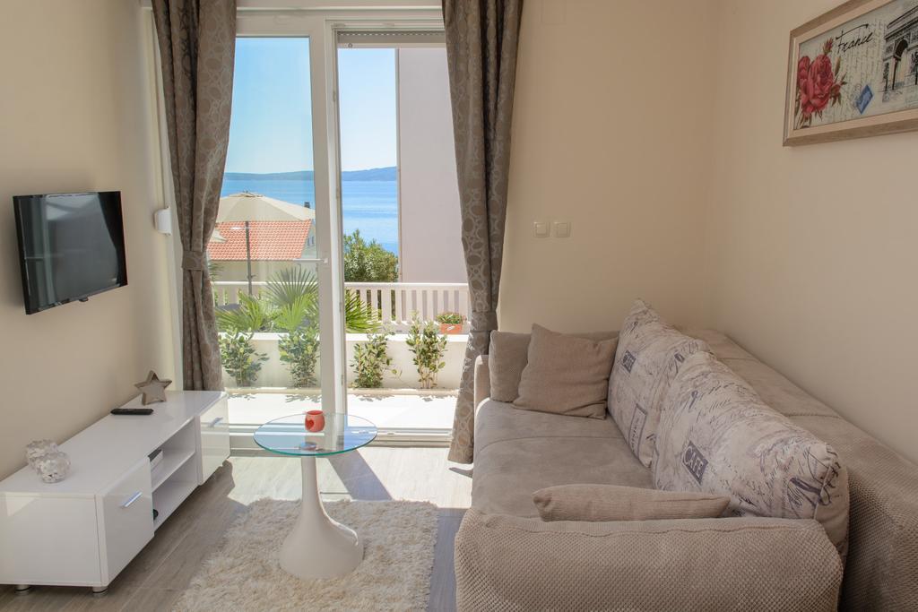 Apartments Villa Atlantis 特罗吉尔 外观 照片