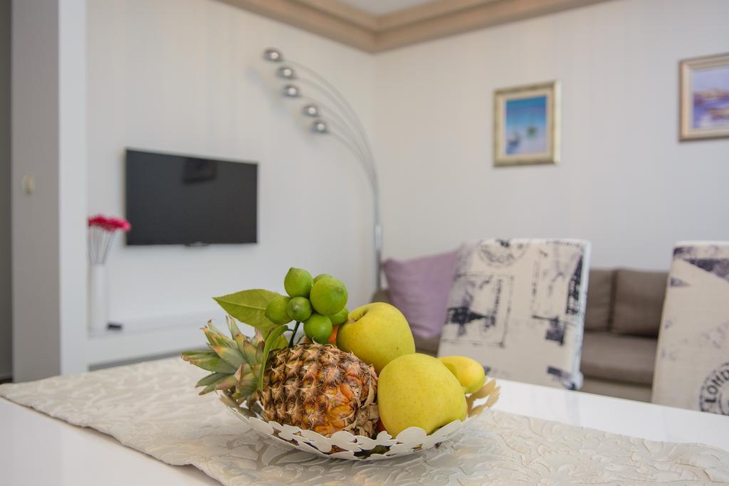 Apartments Villa Atlantis 特罗吉尔 外观 照片